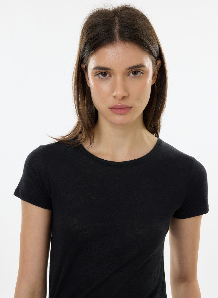 Linda Linen / Elastane round neck T-shirt