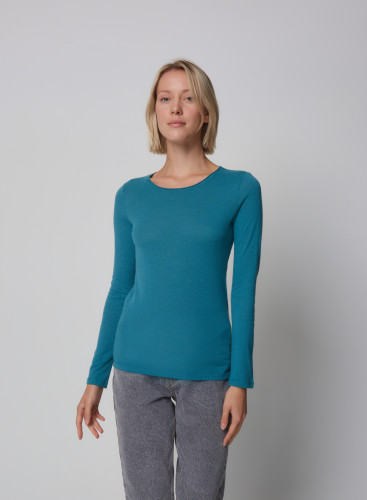 Carly Cotton / Cashmere long sleeve round neck T-shirt