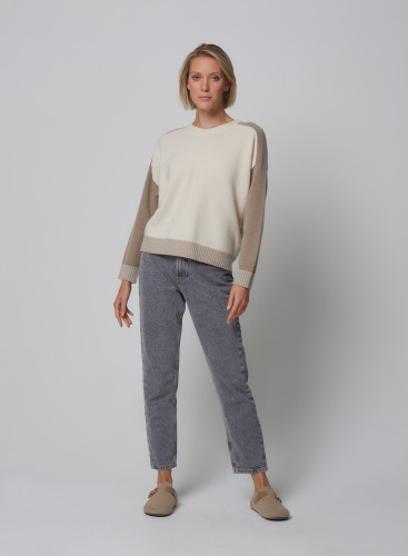 Wool / Cashmere round neck sweater